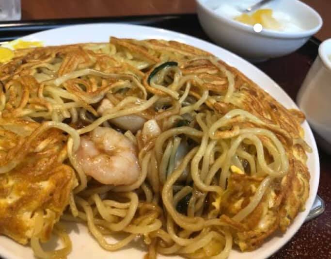 マーシーの美味しい中華料理店探し その77 お好み焼きみたいな梅蘭焼きそば