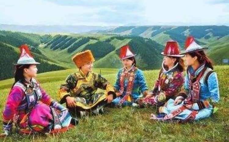 中国北西部・甘粛省の粛南ユグル族自治県を中心に生活している裕固族(以下、ユグル族)(何さん特別編)