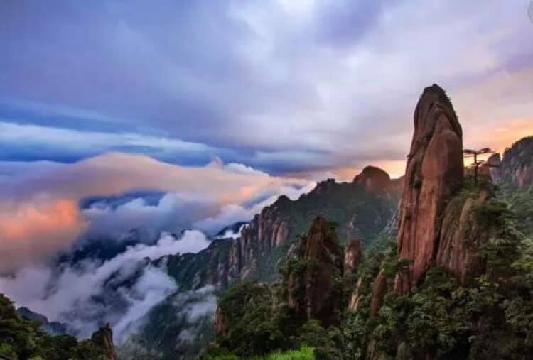 「不老不死の薬」が作られていたとの言い伝えがある江西省の三清山(羅さん特別編)