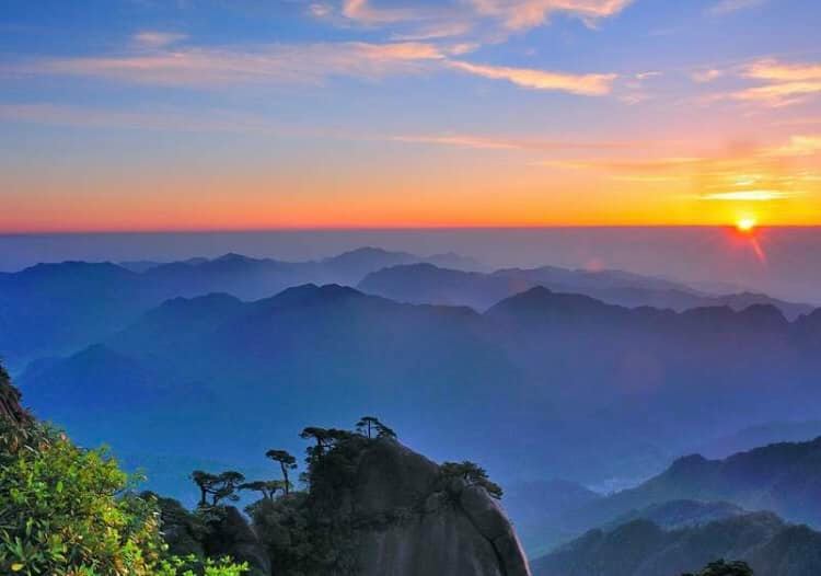 「不老不死の薬」が作られていたとの言い伝えがある江西省の三清山(羅さん特別編)