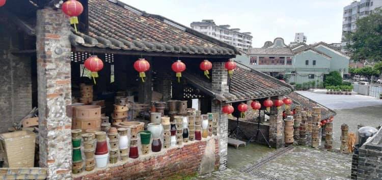 陶器の故郷といわれる佛山市の代表的な陶磁器工場の竃がある南風古竃(羅さん特別編)